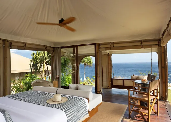 Arna Suites And Ocean Lounge